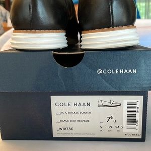 ECU w/box Cole Haan Original Grand C Buckle Loafer